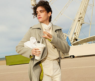 Oversized gabardine trench coat, beige | MAX&Co. Oversized gabardine trench coat, beige | MAX&Co.